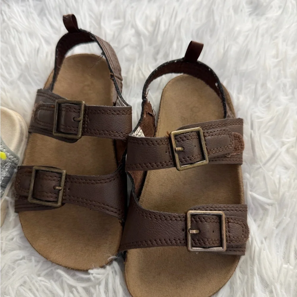 Bundle of 2 gray and Brown Kids Sandals summer